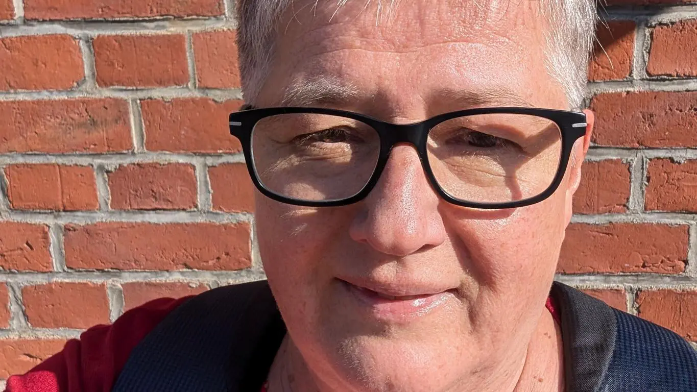 Am 12. September 2024 begibt sich Birgit Helmlinger zur Alten Mälzerei in Lichtenrade - ein wuchtiges Bauwerk,